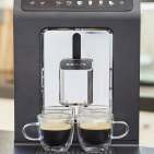 Krups Kaffeevollautomat Evidence One mit 12 automatischen Getränkevariationen.