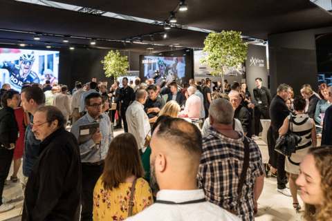 Fast 15.000 Fachbesucher kamen in diesem Jahr in die temporäre Messehalle. (Foto: area30)