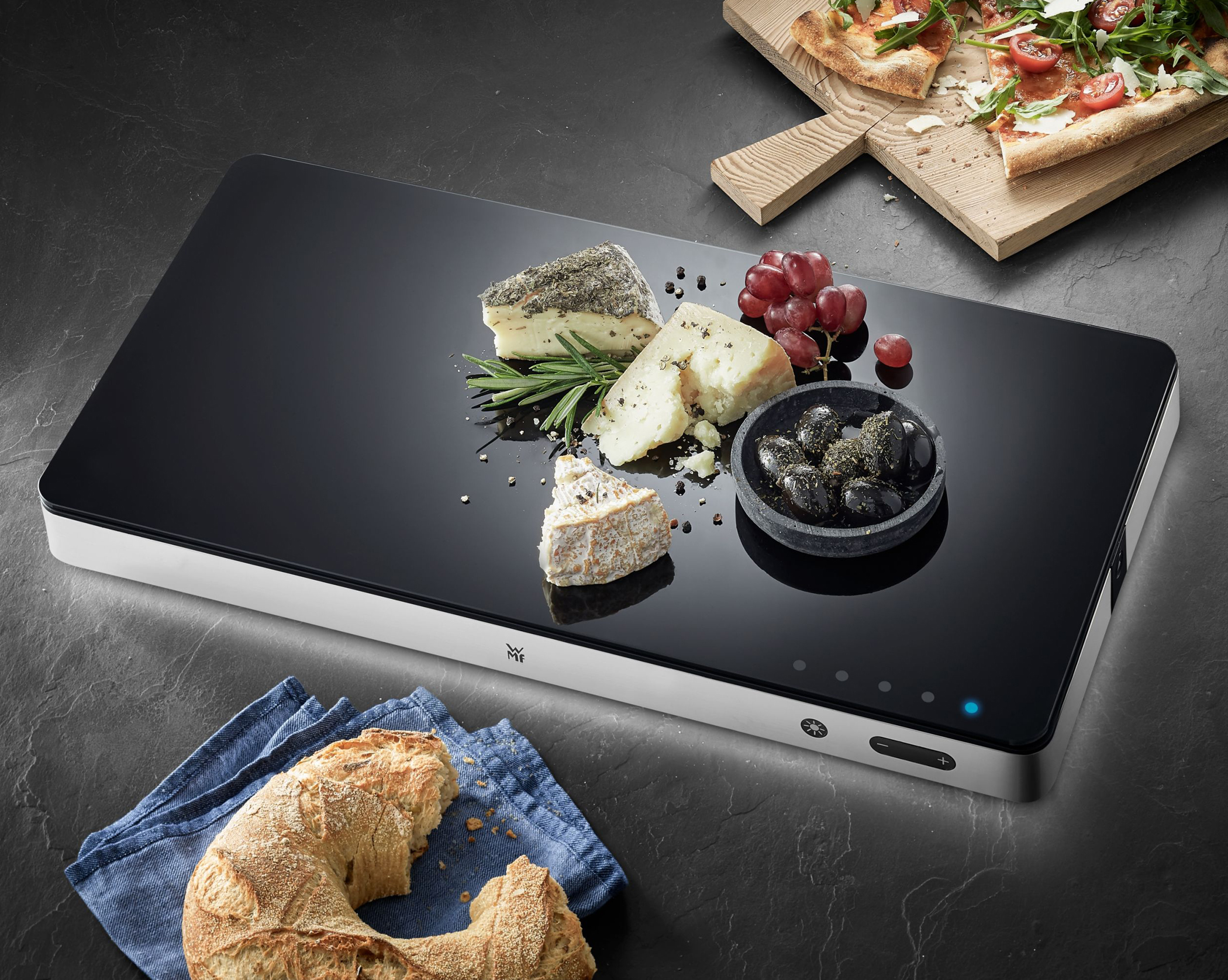 WMF Ambient Kühl- & Warmhalteplatte mit 4 Temperaturstufen.