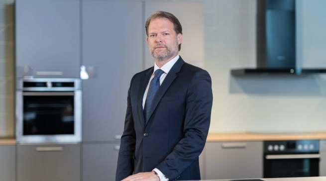 „Künftig möchten wir uns noch stärker an den Wünschen und Ansprüchen unserer Kunden und Handelspartner orientieren“, Till Bickelmann, Director Sales Retail & Director Marketing DACH Bauknecht Hausgeräte.