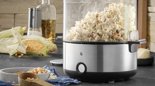 WMF KÜCHENminis Popcorn Maker arbeitet ohne klebrige Rückstände.
