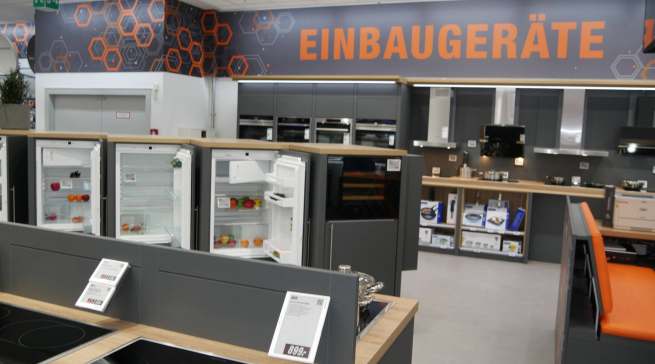 Verstärkte Aufmerksamkeit widmet expert auch dem Thema Einbau.