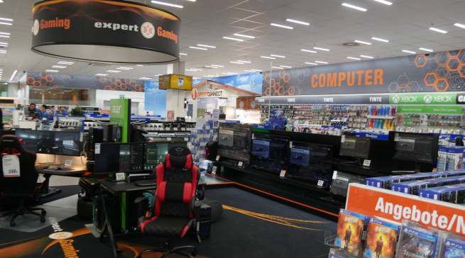 Attraktiver Anziehungspunkt: Ein besonderes Highlight bildet die 100 Quadratmeter große Gaming-Welt.