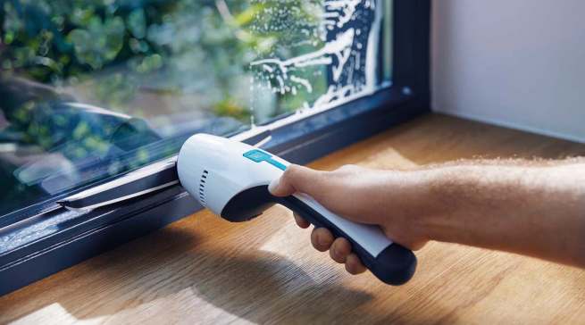 Leifheit Fenster- und Badsauger Nemo im Slim Design.