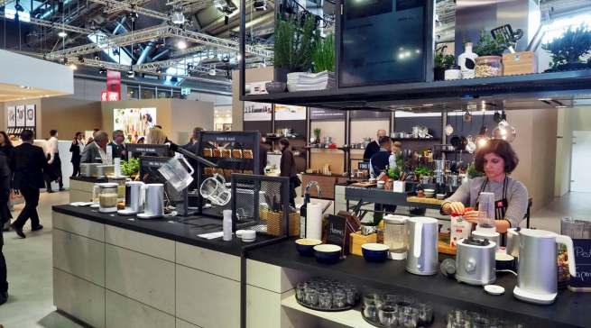 Zahlreiche Genussinseln, übersichtliche Stand-Architektur: WMF auf der Ambiente in Halle 3.1.