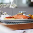 Auszeit von der Krise nehmen, beispielsweise mit einem gebeizten Lachs, zubereitet im Miele Dialoggarer.