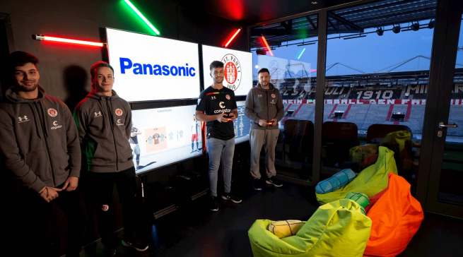 Panasonic sponsert eSport am Hamburger Millerntor.