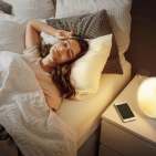 Mit seinen Sleep and Wake-up Lights für Kinder und Erwachsene verhilft Philips zu einem verbesserten Schlaferlebnis. Sie verfügen über eine natürliche Sonnenauf- und –untergangssimulation.