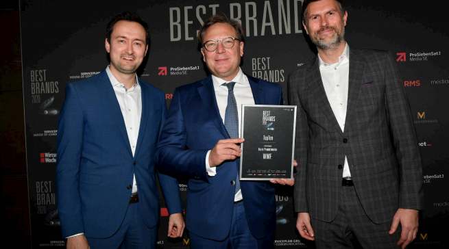 Dr. Stephen Schuster (VP Brand Marketing & Product Communications), Oliver Kastalio (CEO WMF Group) und Martin Ludwig (SVP International Strategy & Product Creation) bei der Best Brands Gala 2020.