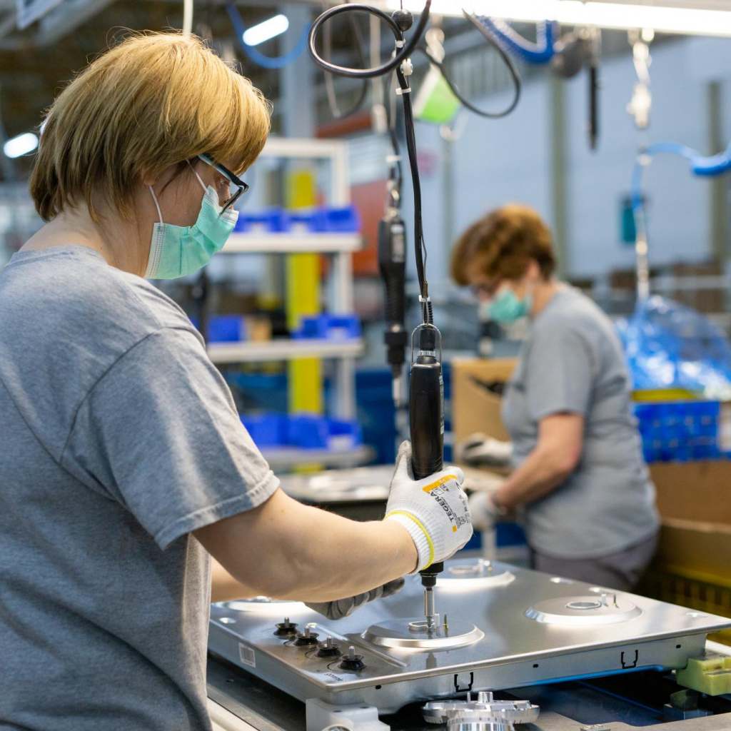 In den europäischen Fabriken von Hisense Gorenje soll die Produktion nach Ostern wieder anlaufen.