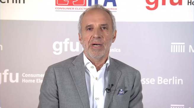 „Mit unserem Format wollen wir einen signifikanten Beitrag zu einem besseren Verständnis der Folgen der Corona-Pandemie für Arbeitswelt, Schule, Medizin und Alltag leisten“, Hans-Joachim Kamp, Aufsichtsratsvorsitzender der gfu.