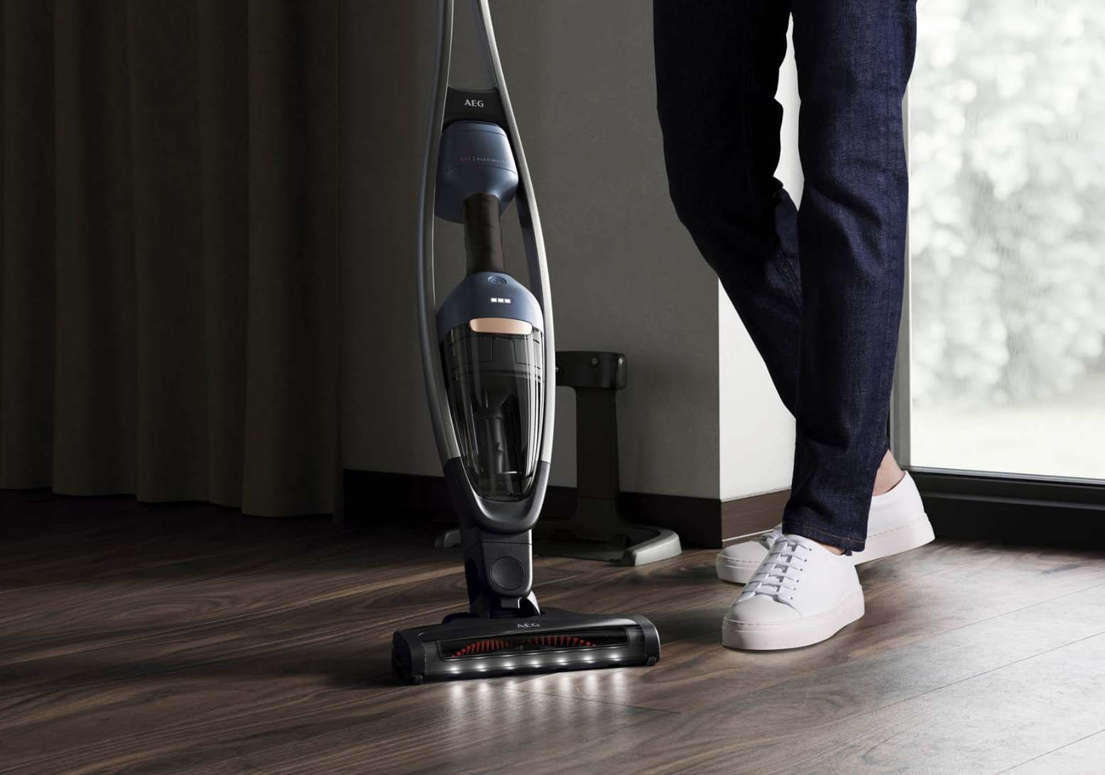 Akku-Staubsauger sind ungemein platzsparend, flexibel und praktisch. Foto: Hausgeräte+/AEG