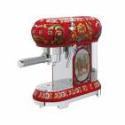 Sizilianische Lebensfreude pur: Siebträger Espressomaschine von Smeg im luxuriösen Dolce & Gabbana Dekor.