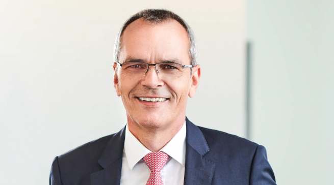 „In diesen herausfordernden Zeiten müssen wir bedauerlicherweise auf unsere expert-Hauptversammlung im gewohnten Format verzichten“, so Vorstandsvorsitzender Dr. Stefan Müller.