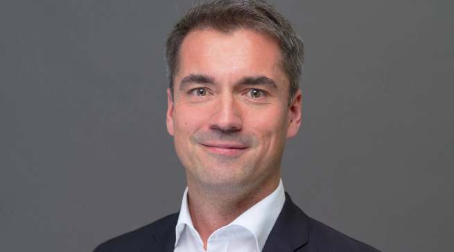 „Alles, was heute gut oder sehr gut ist, wird morgen bestenfalls Mittelmaß sein“, Christian Unger, Vertriebsleiter Küchen- und Möbelhandel Deutschland, zum neuen Energielabel, das 2021 in Kraft tritt.