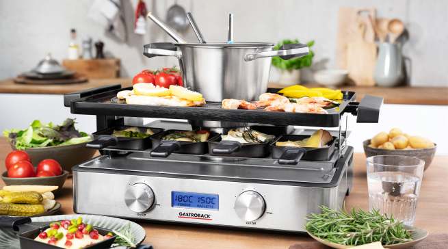 Gastroback Raclette-Fondue Advanced Plus mit 9 Pfännchen.