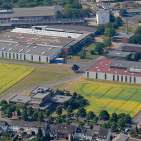 Läuft nach der Quarantäne wieder: Das Miele Werk in Euskirchen.