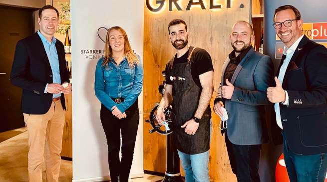 Die „Macher“ des Barista-Livestreams (v.l.): Thomas Rahenkamp (EK/servicegroup), Ina Matturro (Vertriebsmarketing Graef), Raffaele Iuliucci, Lukas Hense (Marketing Graef) und Martin Wolf (EK servicegroup).