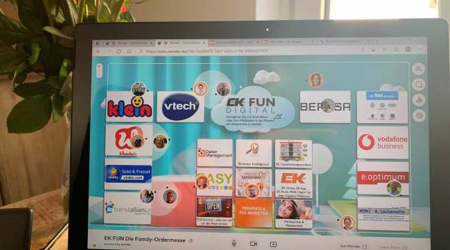 Zur EK FUN fanden sich mehr als 1.000 Fachbesucher auf der EK Messeplattform zum Avatar-Treffen ein.