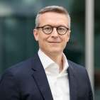 Dr. Karsten Wildberger wird zum 1. August 2021 Vorstandsvorsitzender (CEO) und Arbeitsdirektor von Ceconomy. Zudem übernimmt er die Position als Vorsitzender der Geschäftsführung der Media-Saturn-Holding. Foto: Eon