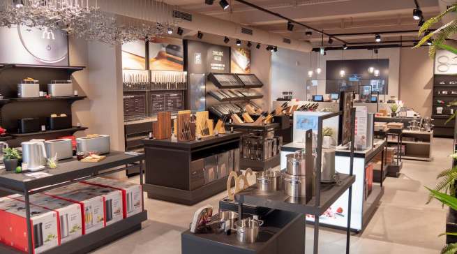 Der neue Zwilling Shop in Solingen wurde im Industrial-Design gestaltet.