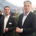 Freuen sich auf den Besuch der Fachhändler auf Gut Böckel: Christoph Bidlingmaier (r.) und Christian Unger.