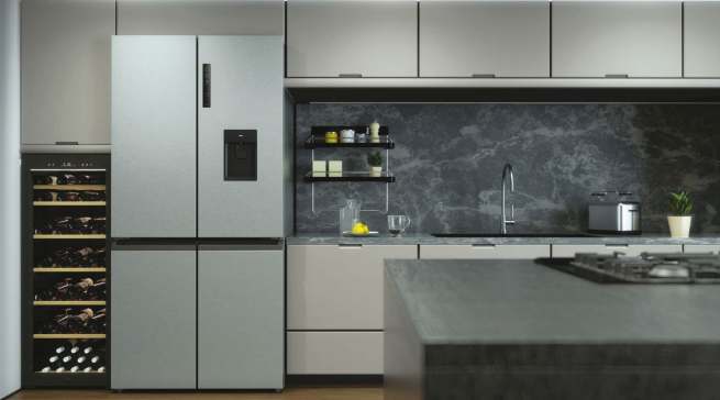 Der viertürige Cube 90 von Haier ist ein Design-Highlight für jede Küche.
