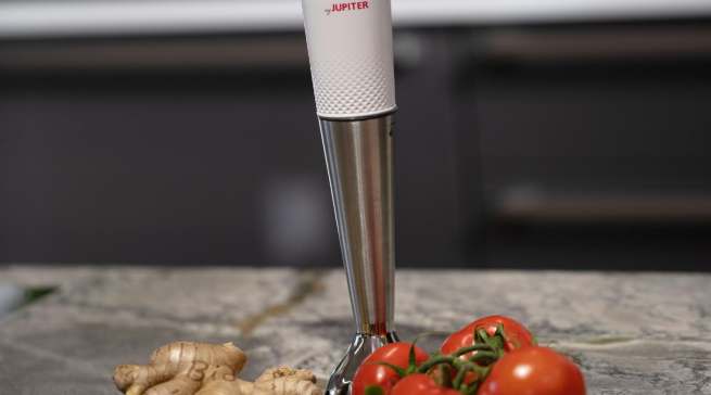 Jupiter Akku-Stabmixer mit 21 Geschwindigkeitsstufen.