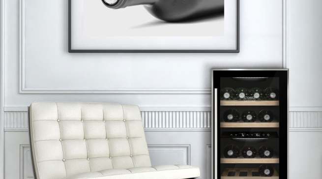 Design Weinkühlschrank CASO WineComfort 24 Black