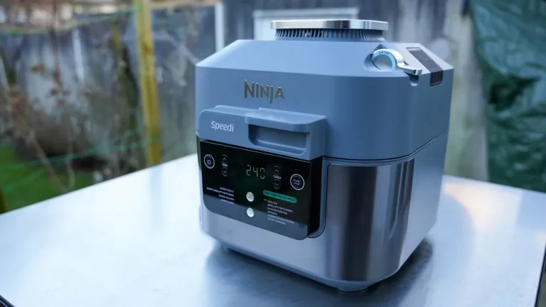 Ninja Speedi Rapid Cooking System & Heißluftfritteuse im Test