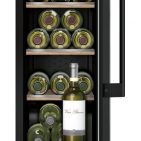 Bosch Weinkühlschrank KUW20VHF0 mit Platz für ca. 21 Flaschen.