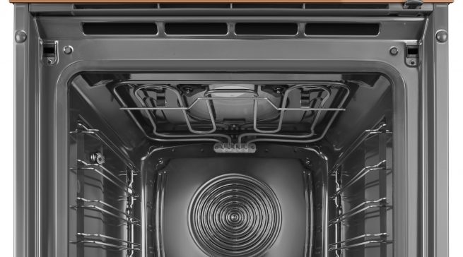 Smeg Backofen Galileo mit bis zu 150 Programmen.