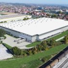 Hisense investiert über 40 Millionen Euro in eine neue Fabrik in Valjevo (Serbien).
