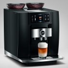 Jura Kaffeevollautomat Giga 10 für 35 heiße Kaffeespezialitäten.