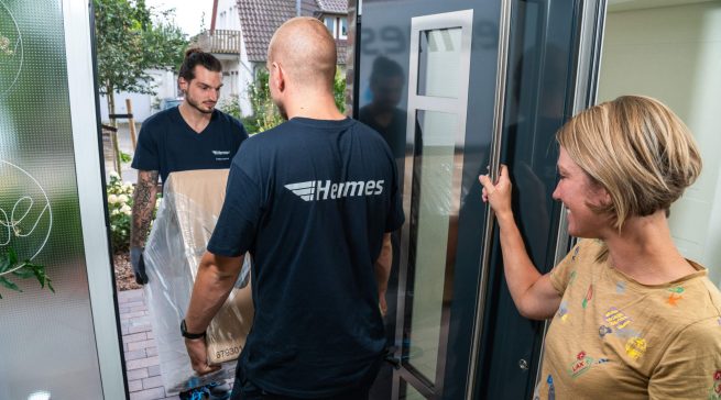 Bei otto.de bestellt, Hermes, ein Unternehmen der Otto Group, bringt’s.