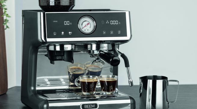 Beem Espressomaschine Espresso-Grind-Expert mit Kegelmahlwerk.