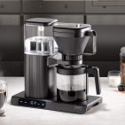 Die Kaffeemaschine „Aroma Sense“ von Caso bietet alle Voraussetzungen für die Zubereitung eines perfekten Kaffees. Fotos: Caso