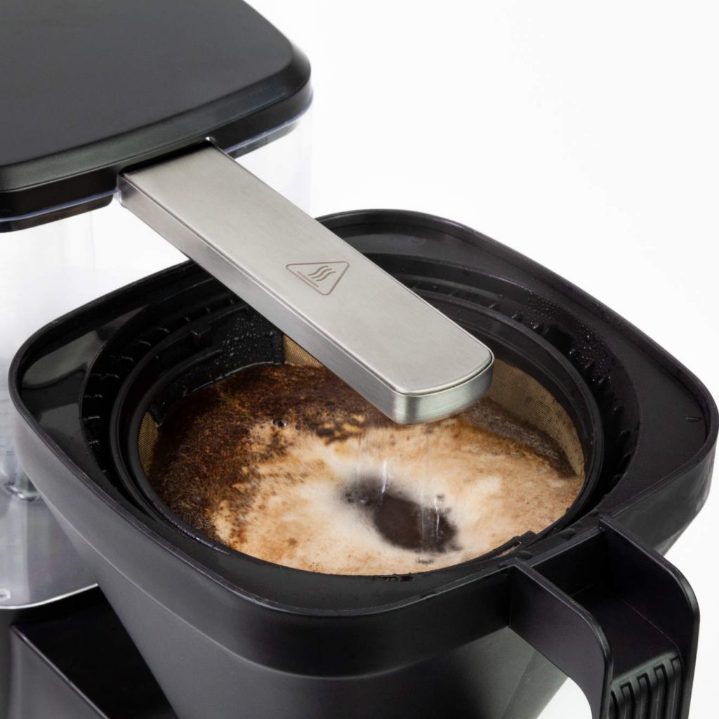 Ein 9-Loch-Brüharm dafür, dass das Kaffeepulver gleichmäßig benetzt wird, sodass der Kaffee aromatisch und wie von Hand aufgebrüht schmeckt.