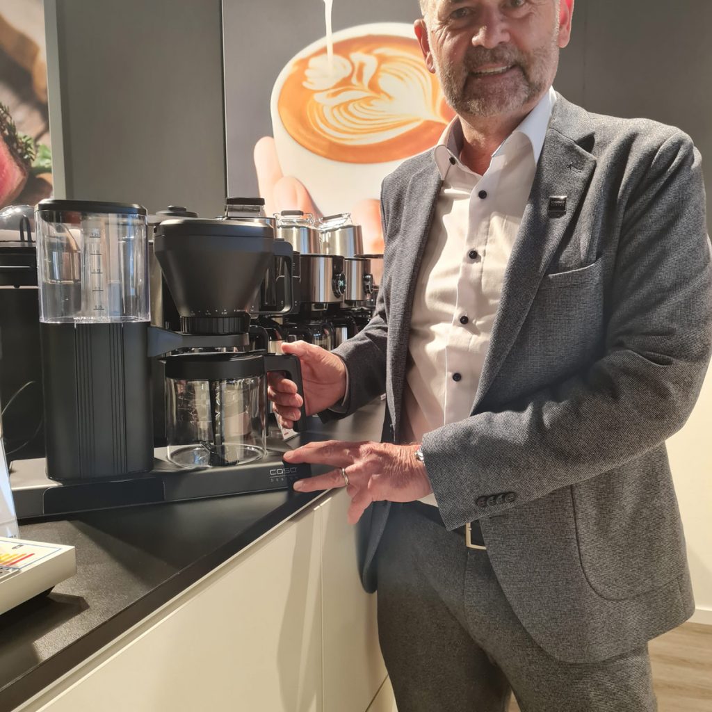 „Ein Dreiklang beim Brühprozess aus Temperatur, Zeit und Aufguss sorgt für Kaffeegenuss der Extraklasse“, verspricht Caso Geschäftsführer Peter Braukmann.