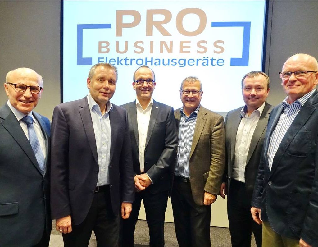 Der alte und neue Vorstand von ProBusiness im Frühjahr 2018 (v.l.): Heinz Werner Ochs, Peter Wildner, Jan Recknagel, Heinz Götz, Thomas Schwamm und Berthold Niehoff.