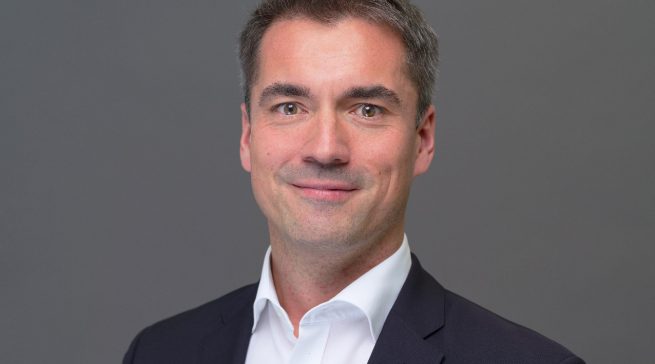 Freut sich auf die Präsentation neuer, nachhaltiger Produkte und den Austausch mit Handelspartnern: Christian Unger, Vertriebsleiter Küchen- und Möbelhandel Deutschland und Österreich bei Bauknecht.