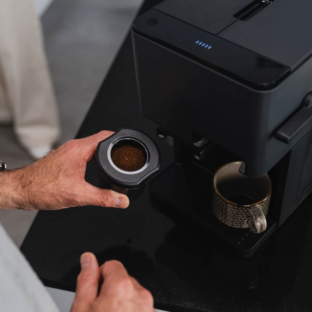 innovative Zubereitung von Kaffee dank des neuen Click Cup.