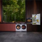 Ob Küche oder Waschküche: AEG stellt auf der IFA mit der EcoLine eine wohl einzigartige Gerätekollektion vor, die ausschließlich Modelle mit der höchsten Ressourceneffizienz in den Fokus rückt.