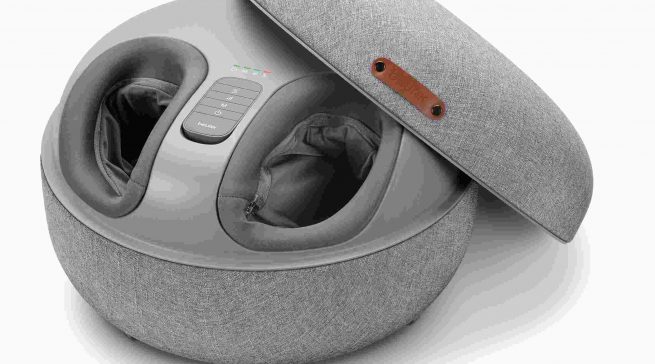 Beurer Shiatsu-Fußmassagegerät FM 120, als Hocker nutzbar.