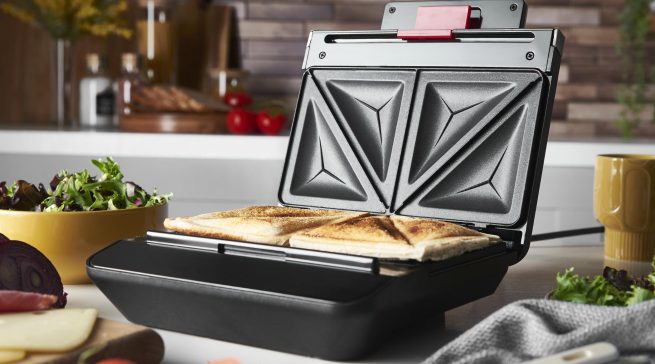 Russell Hobbs Sandwichtoaster Creations Easy Clean mit Verschluss-Clip.