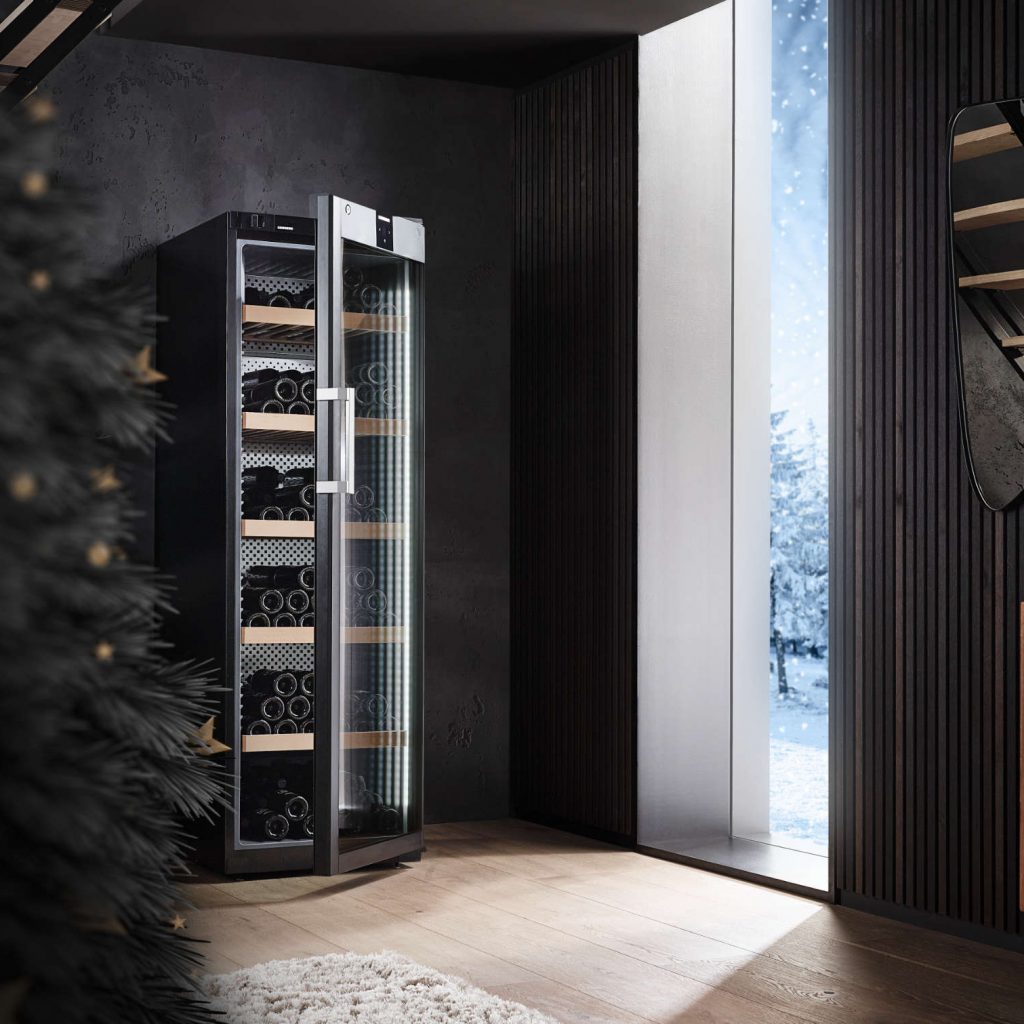 Nur unter optimalen Bedingungen gelagert und auf den Punkt temperiert, bereitet Wein, gerade jetzt in der Weihnachtszeit, höchsten Trinkgenuss