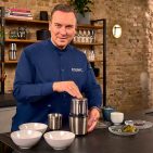 MediaMarktSaturn startet seine Kleingeräteserie "Tim Raue by Koenic".