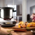 Testsieger: Die Stiftung Warentest kürt Cookit von Bosch zur besten Küchenmaschine mit Kochfunktion.