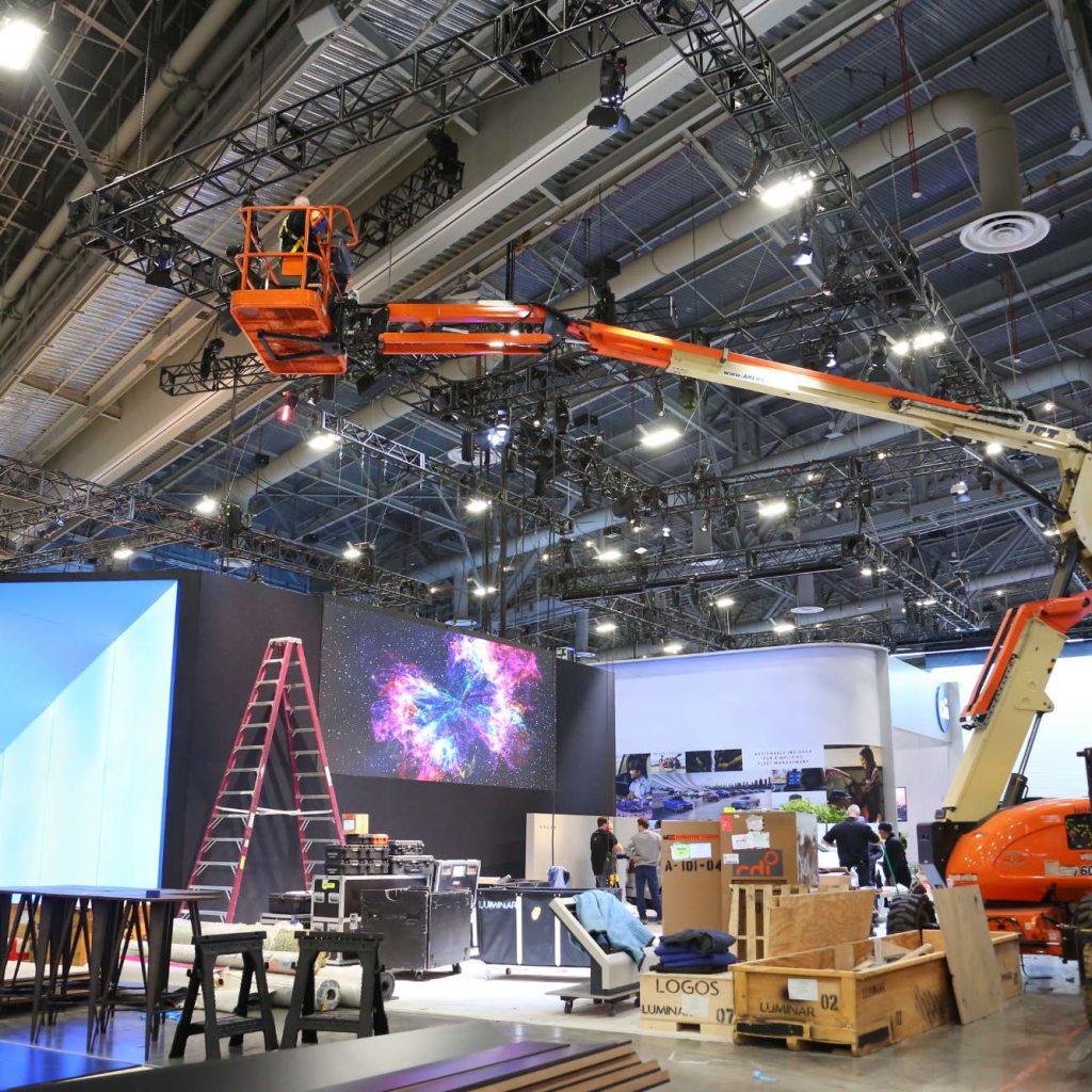 Die Aufbauarbeiten zur CES.