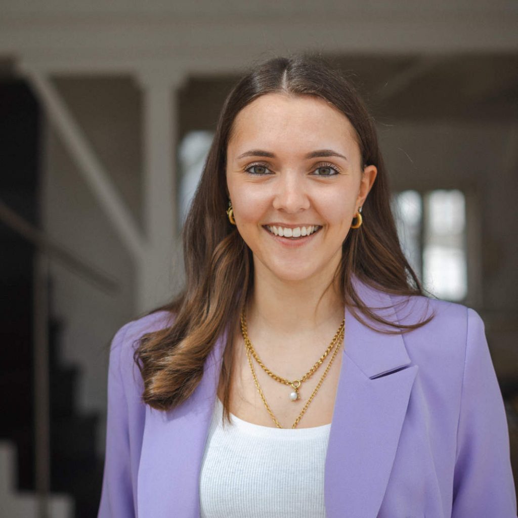 Iva Petrovic übernimmt als Social-Media-Managerin intern die Social-Media-Aktivitäten des Unternehmens.